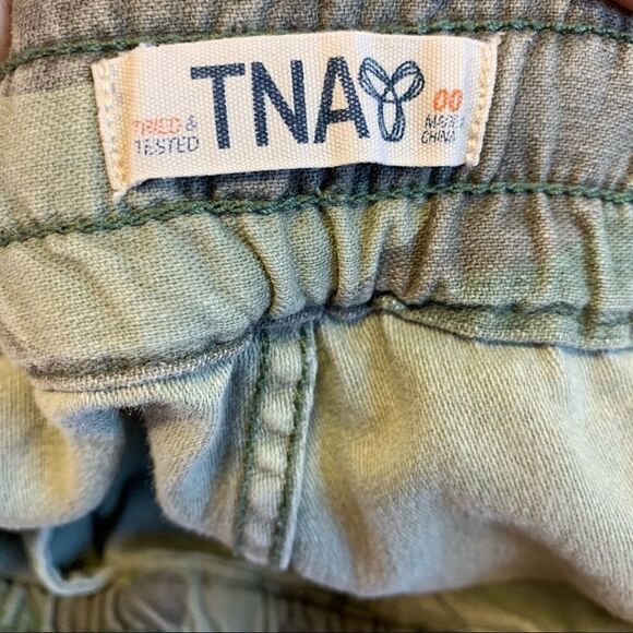 Aritzia TNA Alix green camo Pants joggers Size 00 - Picture 5 of 13